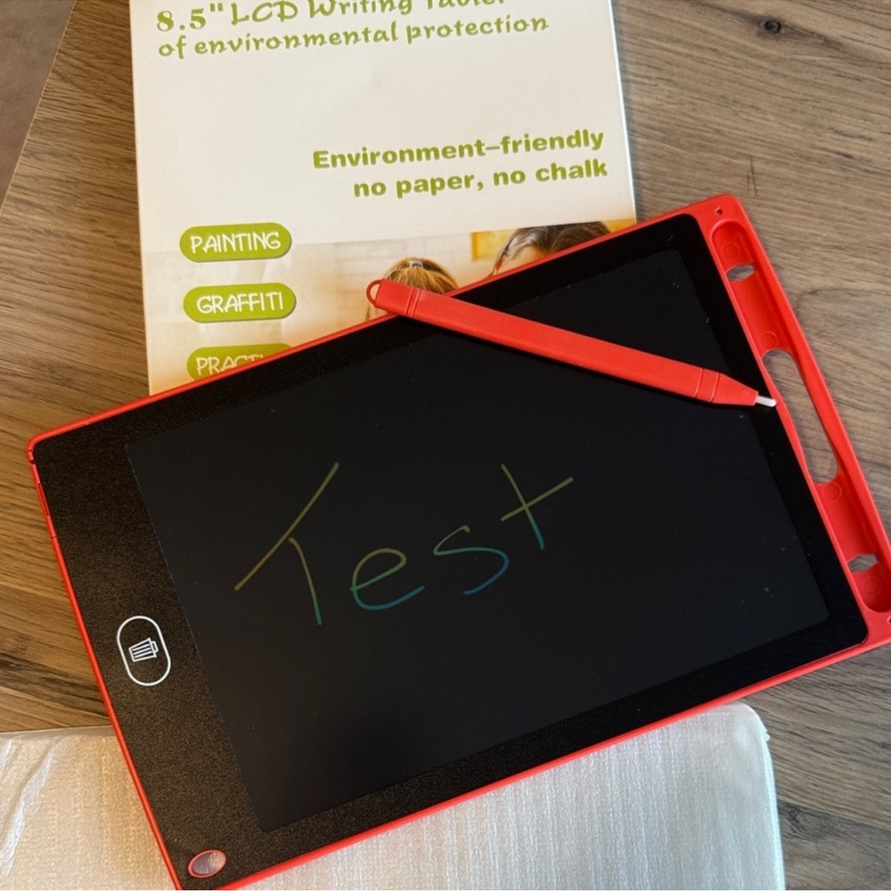 Kids 8.5in LCD Writing Tablet - Red